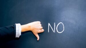 在留カード：偽造を見分けるための質問５つ