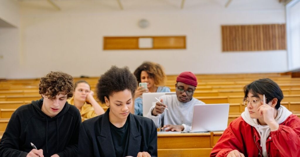 特定技能2号受験者向け。外国人のための効果的な日本語教育プログラムを解説(1)