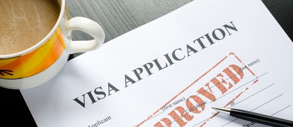 永住者も在留カードの更新が必要？雇用側が注意すべき点まとめ