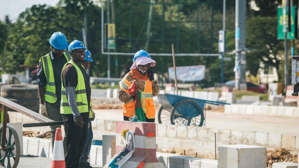 建設業における外国人労働者の採用成功のポイントと失敗事例