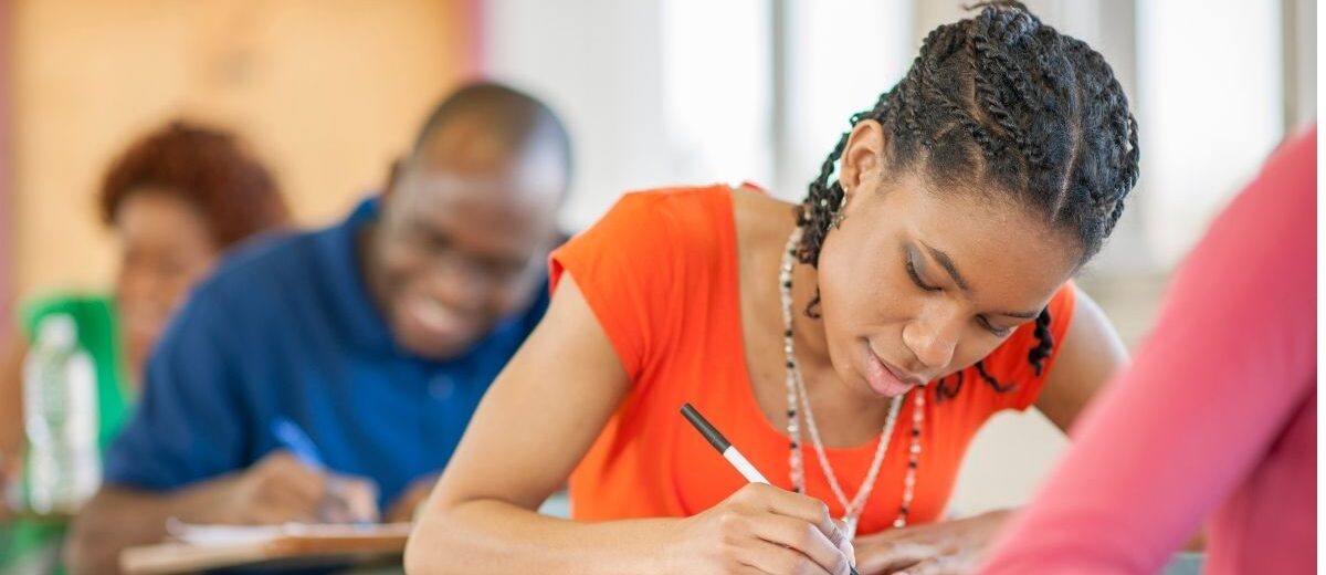 特定技能２号テキスト徹底比較｜８分野の構成・難易度・特記内容を解説【2026年版】